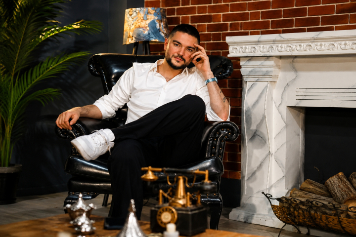 Onur Bertaraf, Yeni Şarkısı "Küllerimden" ile yeni bir sayfa açıyor